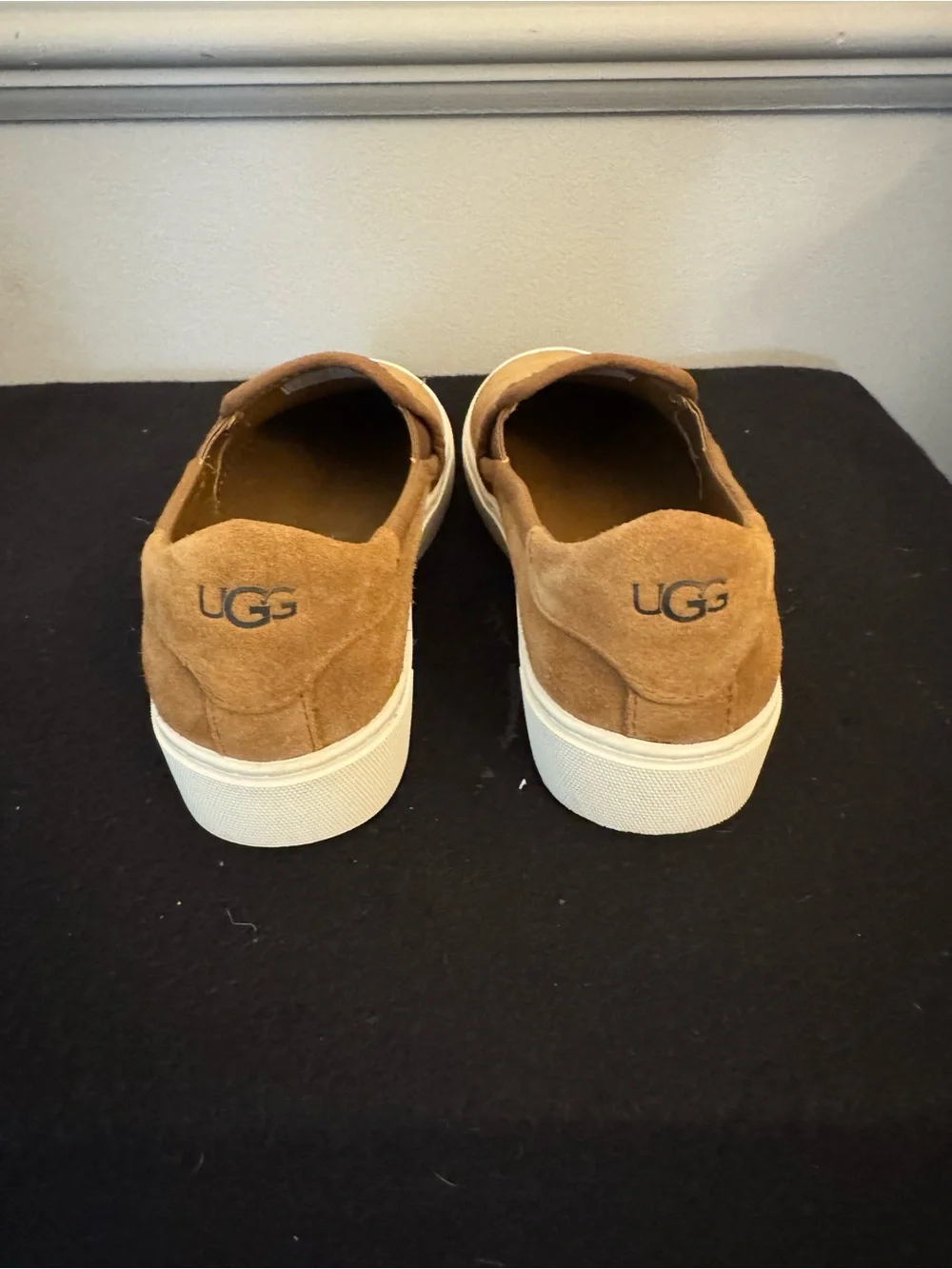 UGG Womens Jass Suede Slip-On Loafers in Light Brown Size 7.5
